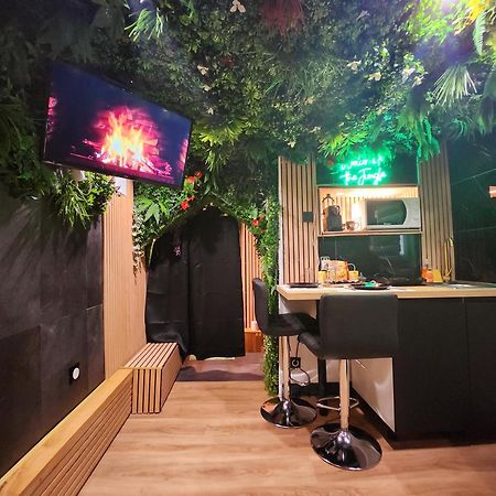 Jungle House Avec Jacuzzi A 10 Min De Disneyland -Taille Chambre- Conde-Sainte-Libiaire Екстер'єр фото