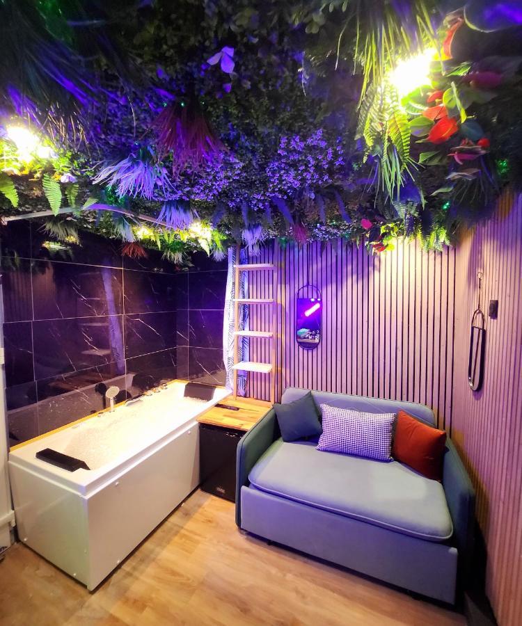 Jungle House Avec Jacuzzi A 10 Min De Disneyland -Taille Chambre- Conde-Sainte-Libiaire Екстер'єр фото