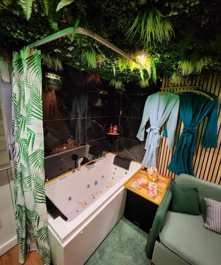 Jungle House Avec Jacuzzi A 10 Min De Disneyland -Taille Chambre- Conde-Sainte-Libiaire Екстер'єр фото