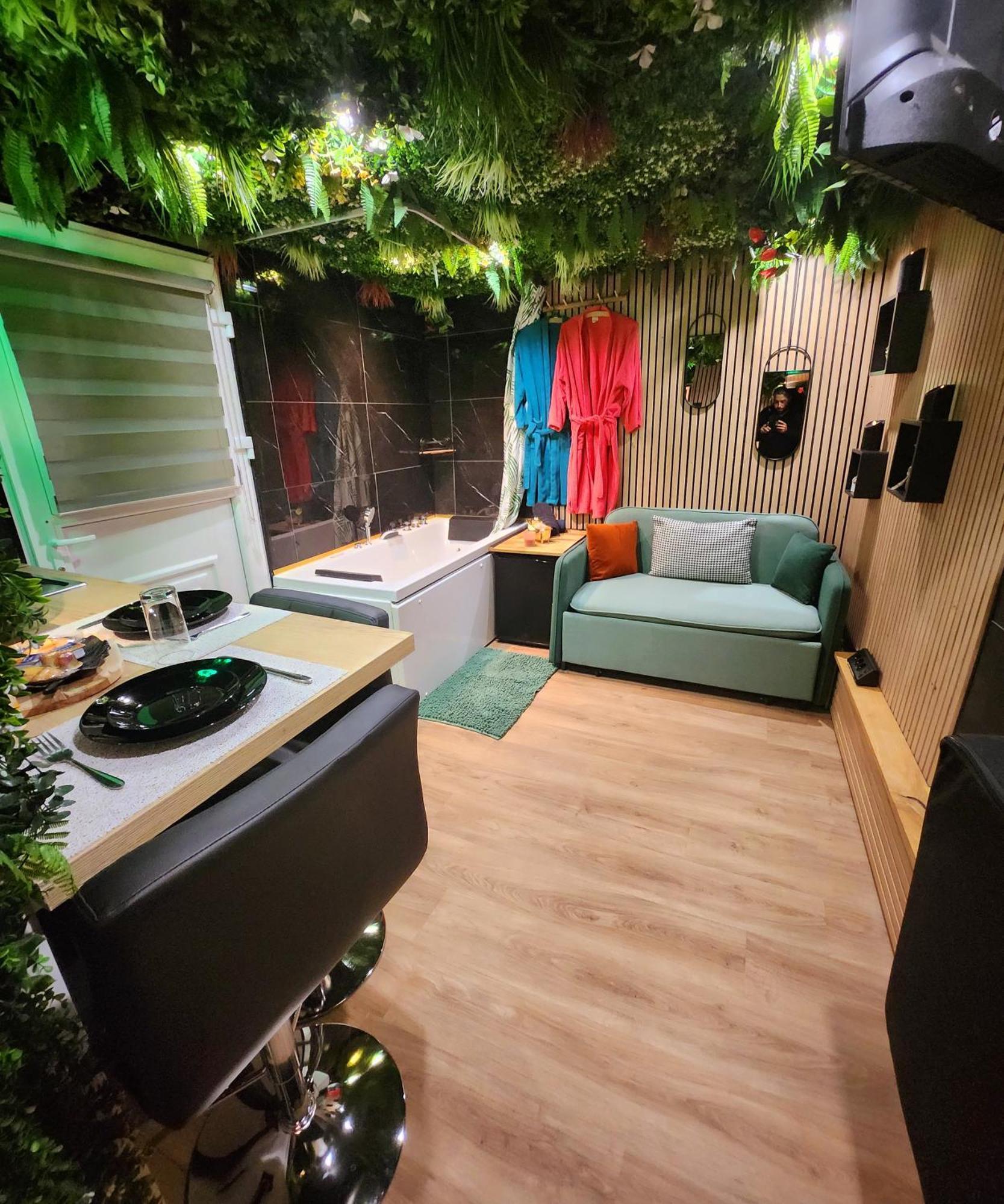 Jungle House Avec Jacuzzi A 10 Min De Disneyland -Taille Chambre- Conde-Sainte-Libiaire Екстер'єр фото