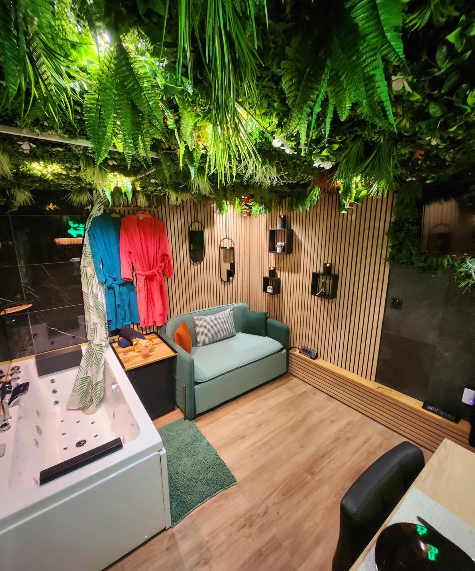 Jungle House Avec Jacuzzi A 10 Min De Disneyland -Taille Chambre- Conde-Sainte-Libiaire Екстер'єр фото